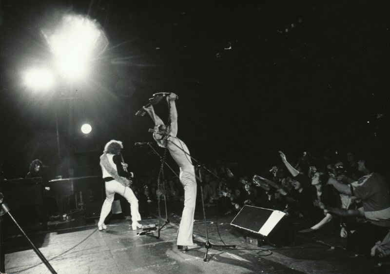 Ian Hunter and Mick Ronson live in 1975