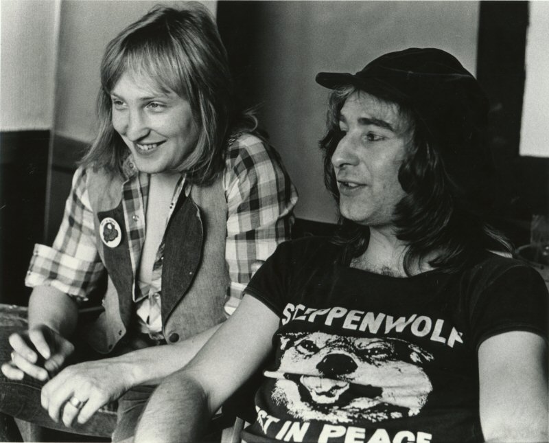 Dale Griffin and Overend Watts relaxing