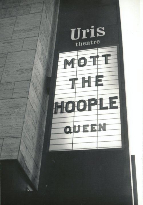 'Mott The Hoople' marquee (Uris)